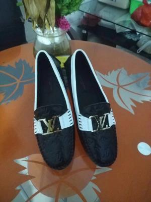 Cheap Women's Louis Vuitton Shoes wholesale No. 379